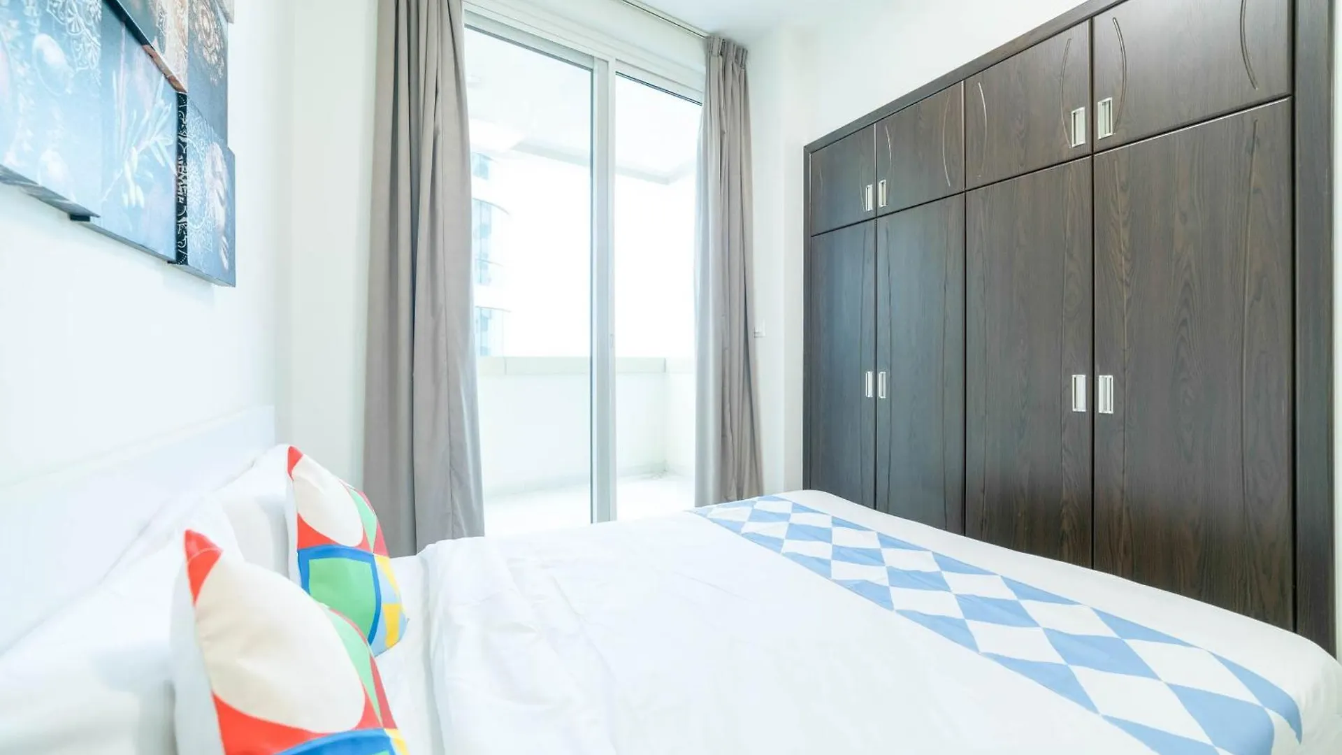 Oyo 589 Najma Tower, Two Bedrooms Apartments, Sports City Dubai Guest house