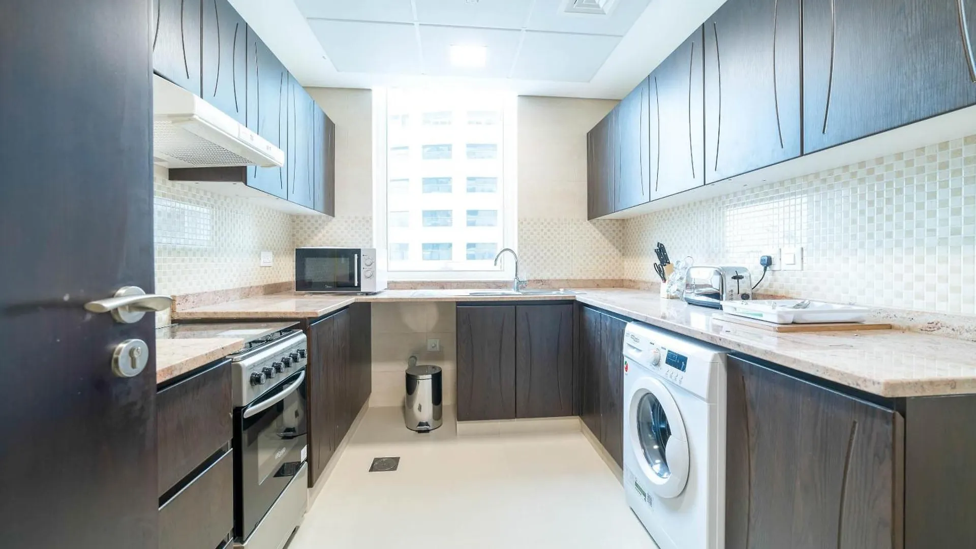 Oyo 589 Najma Tower, Two Bedrooms Apartments, Sports City Дубай